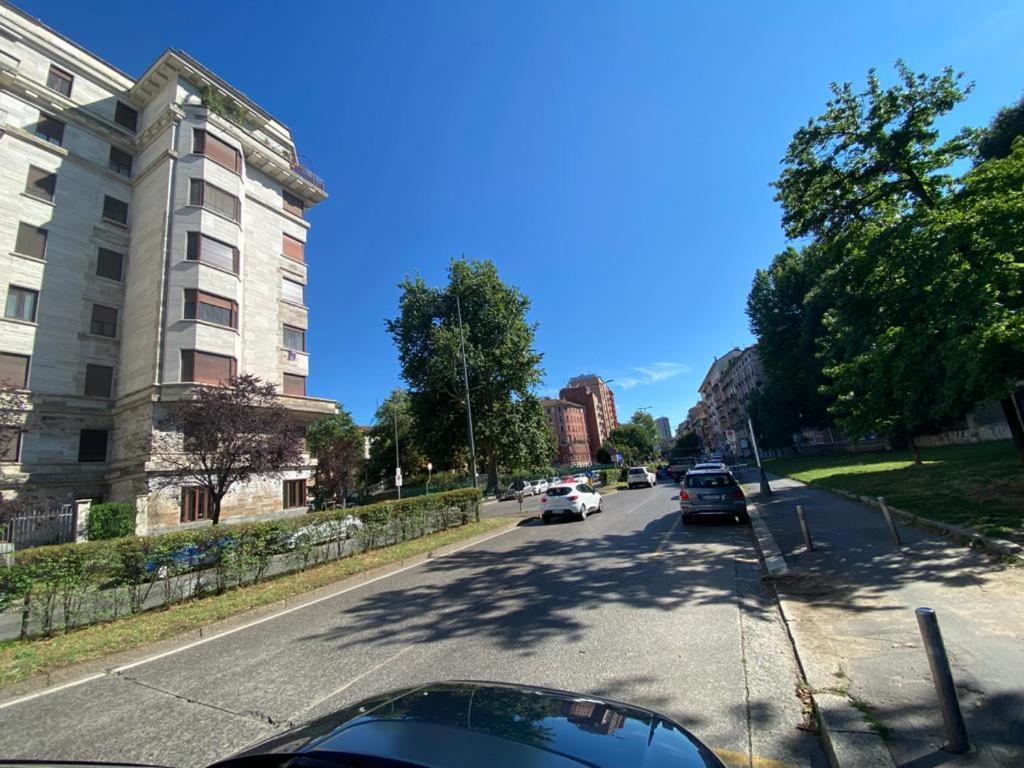 Kibilu - Viale Regina Margherita Milánó Kültér fotó
