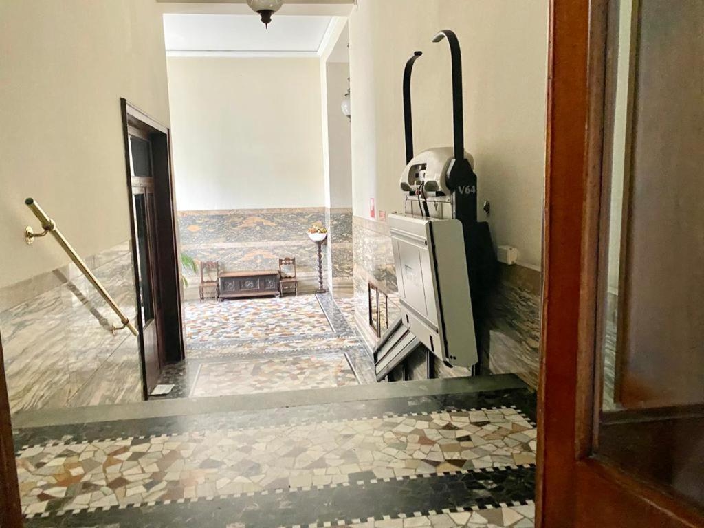 Kibilu - Viale Regina Margherita Milánó Kültér fotó